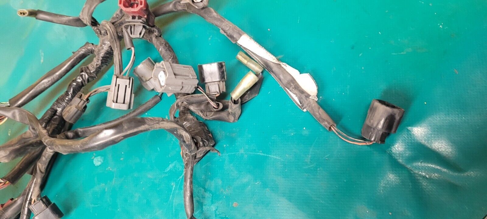 Faisceau Moteur 600 Hornet 2007 Injection (24228) 90000km