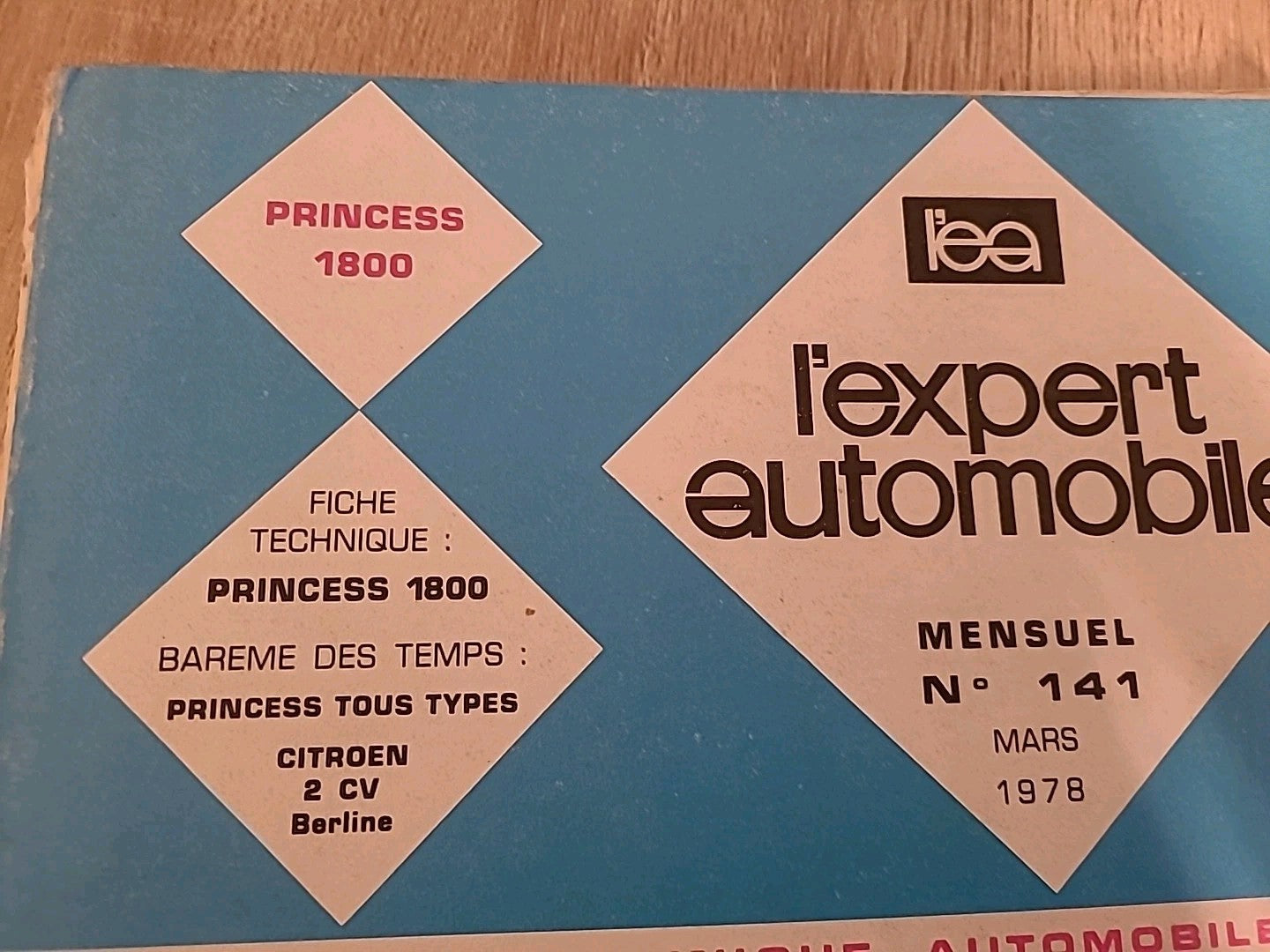 Revue Technique PRINCESS 1800  RTA de 113 pages (Liv22)