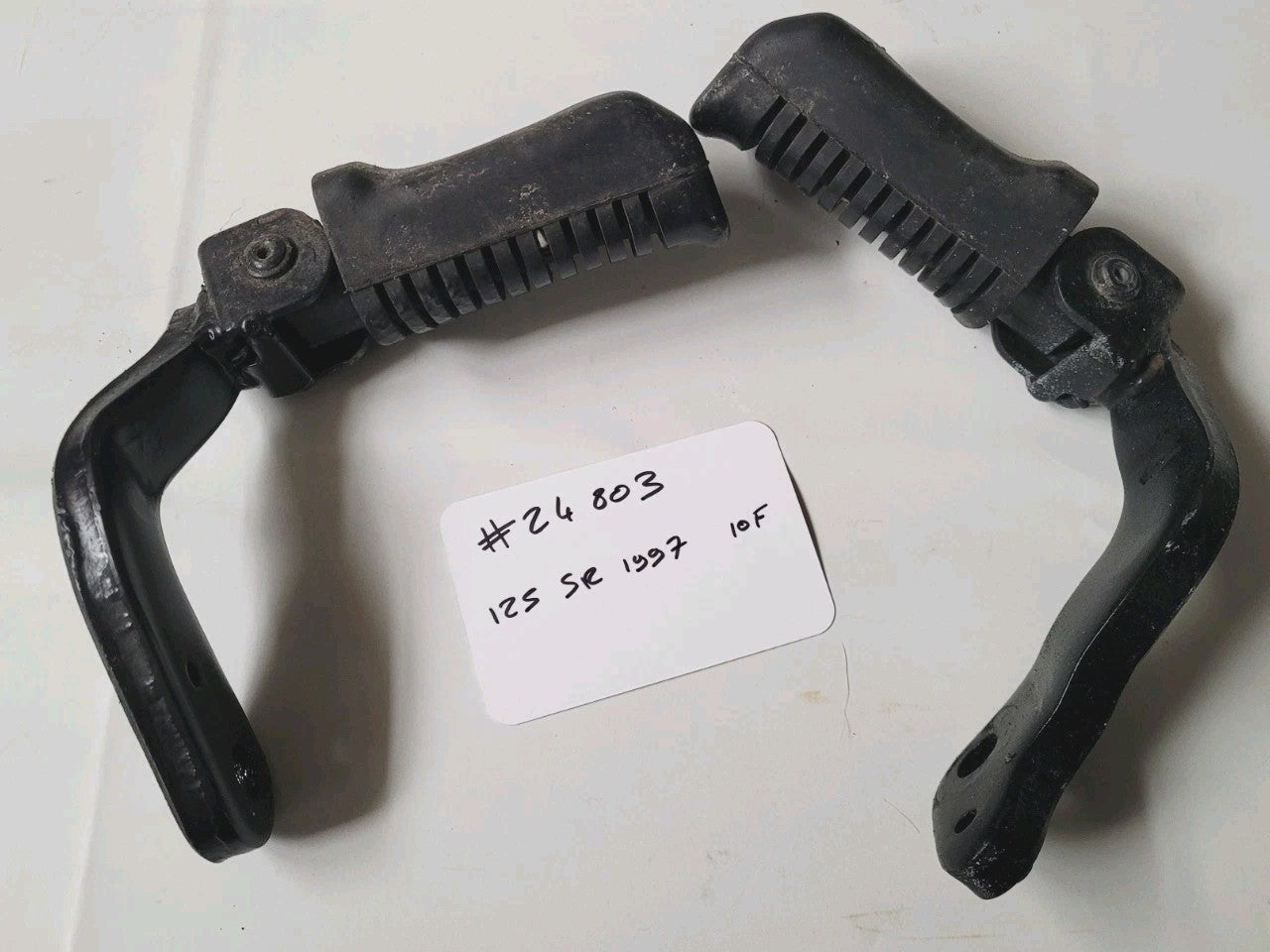 Paire De Cale Pieds AV 125 YAMAHA SR 10f 1997 (#24803)