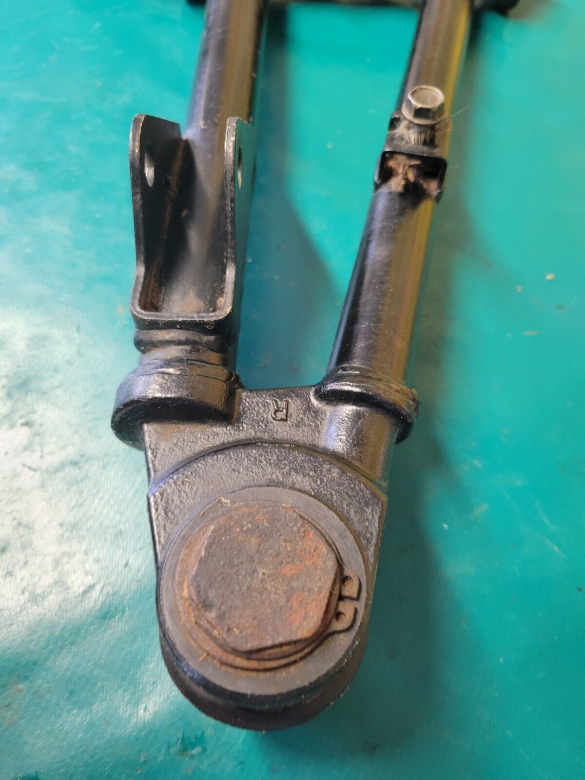 Triangle Avant Supérieur droit KYMCO 500 MXU Greenline 2012 (R#23501)