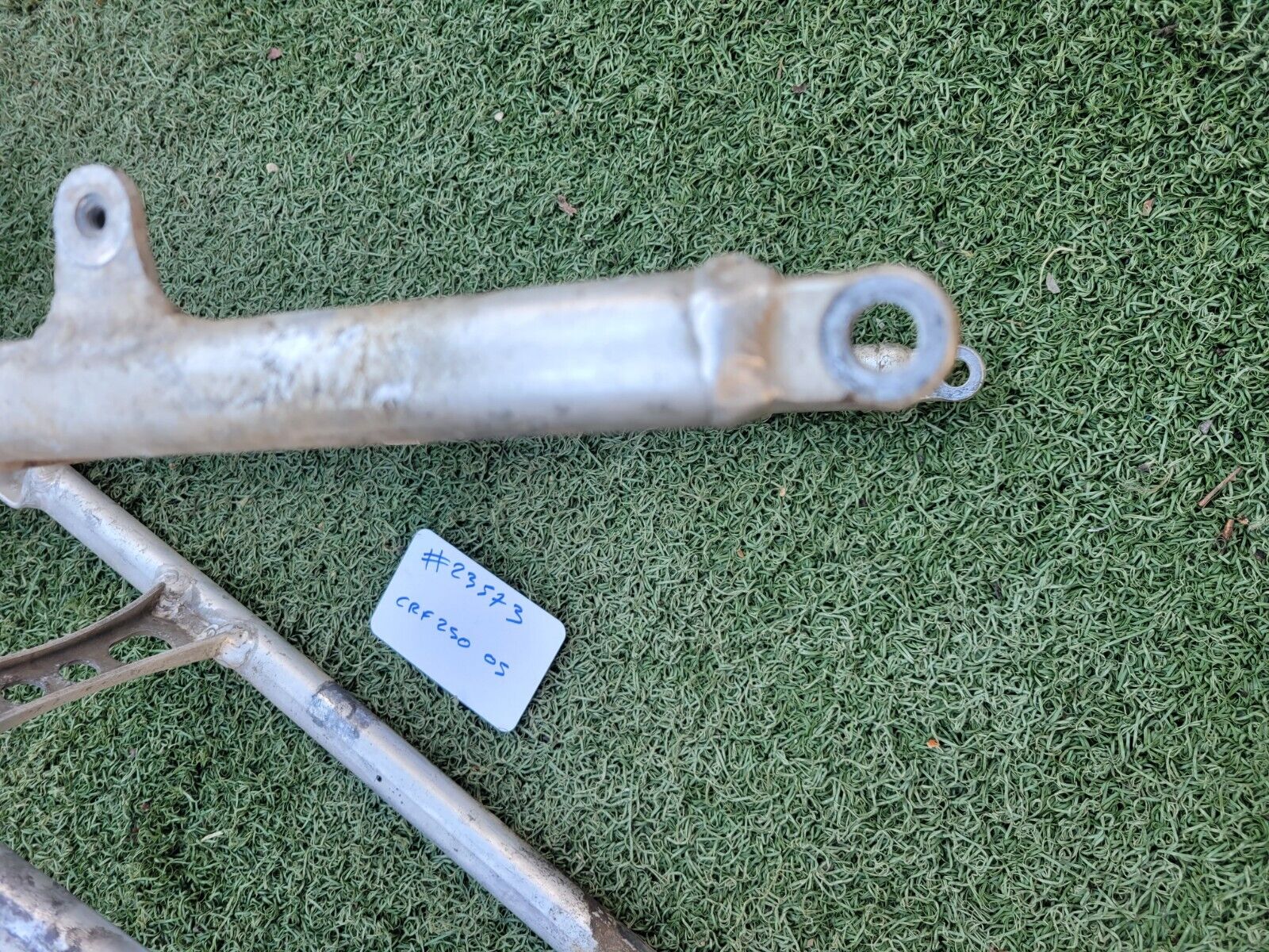 Boucle Arrière Demi Cadre Honda 250 CRF 2005 (#23573)