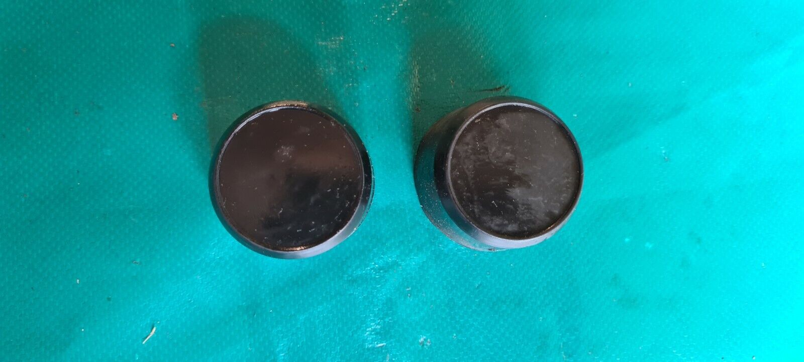 Cabochons de roues ar aeon 50 minikolt 2007