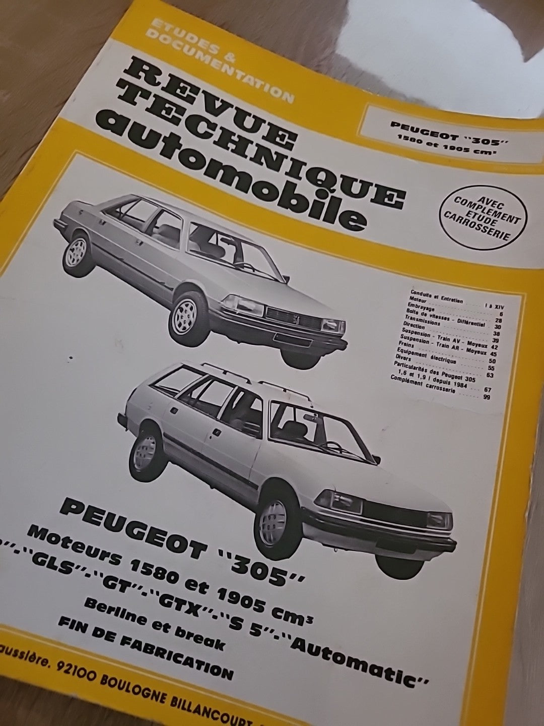 Revue Technique PEUGEOT 305 1580 1905 RTA de 106 pages (Liv64)