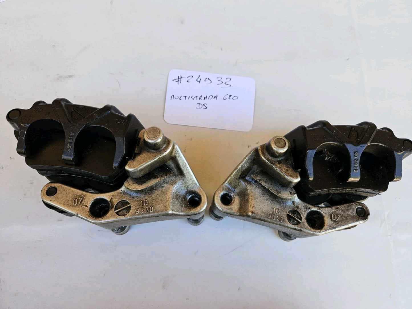 Paire D'étriers De Freins Brembo Ducati 620 Multistrada  (#24933)
