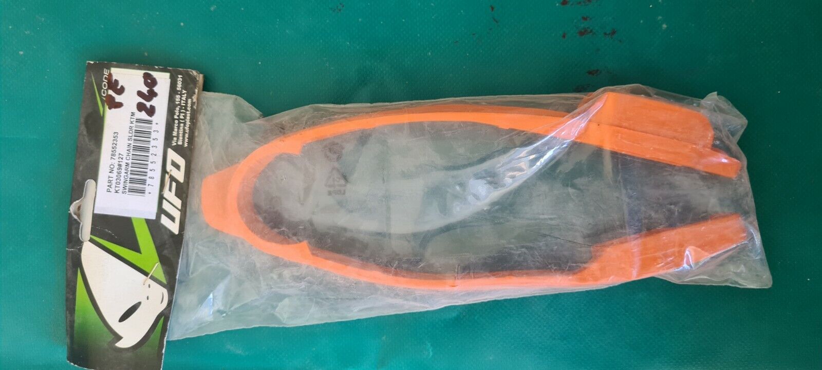 Passage de chaîne bras oscillant KTM ufo (code PE240)