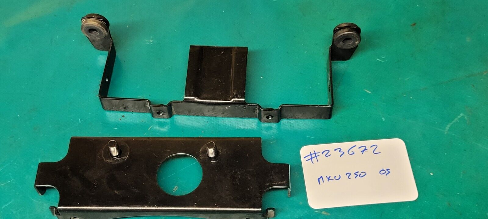 Support De Radiateur KYMCO 250 MXU 2005 (23672)