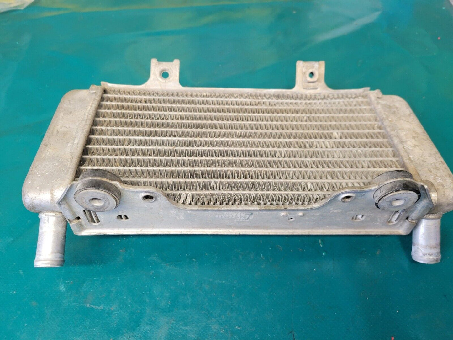 Radiateur Côté Sans Bouchon Honda 250 CRF 2005 (#23556)