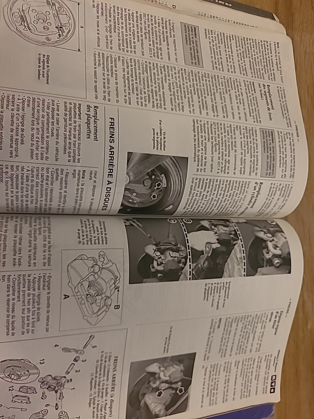 Revue Technique Auto Renault Megane Et Scenic  RTA de 225 pages (Liv94)