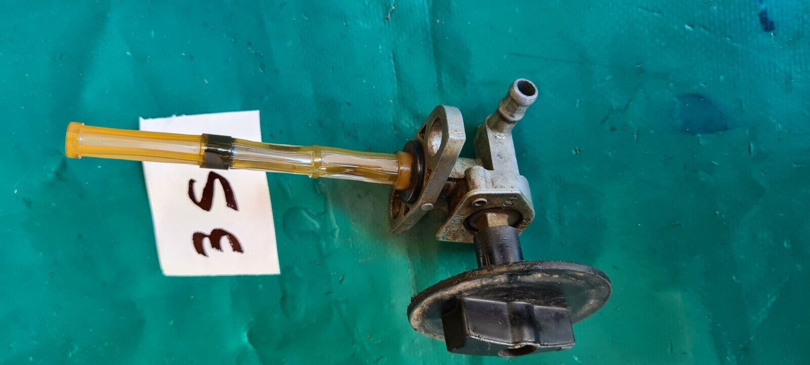 Robinet d'essence avec crépine 400trx  Honda 1999 (jo 3S)