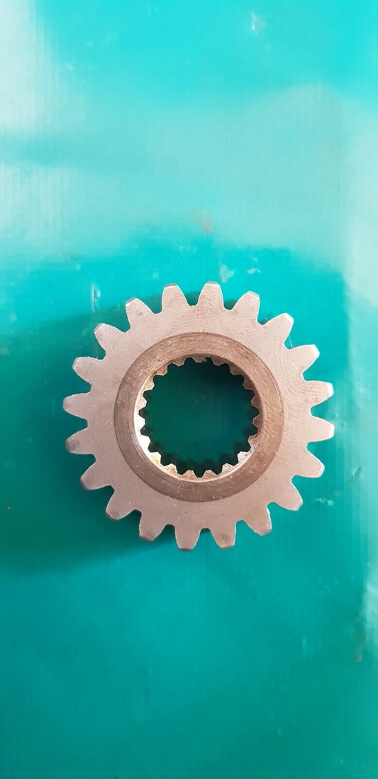 Engrenage sur vilebrequin  côté embrayage HONDA 125 CR 1997