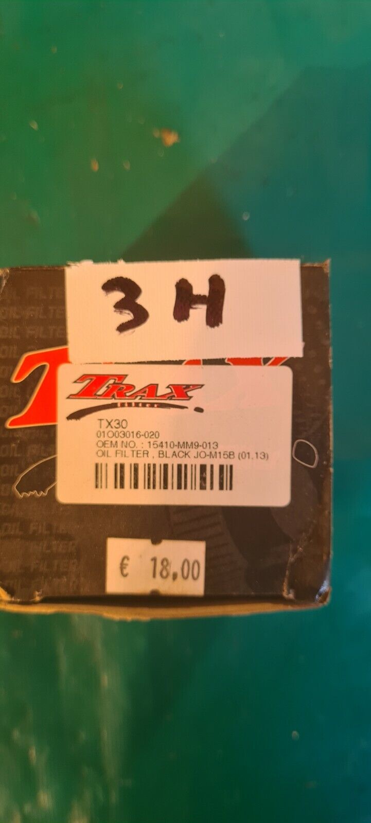 Filtre à huile trax tx30 voir photo (jo 3H)