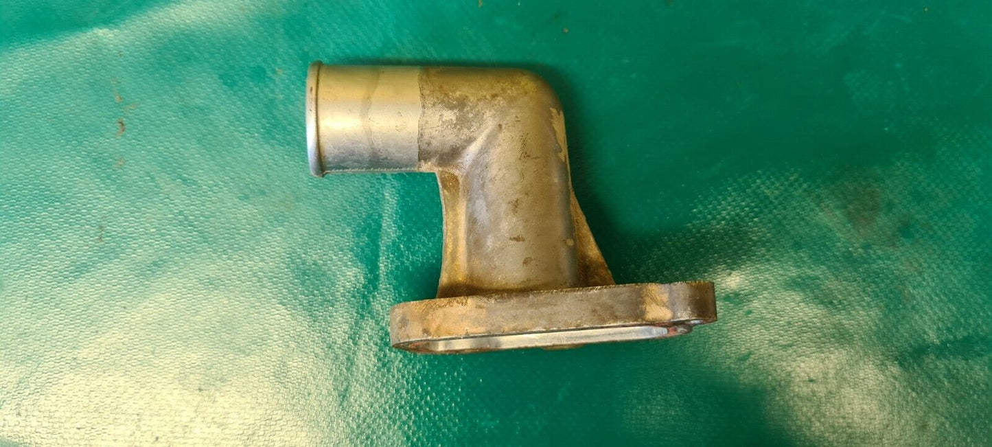 Pipe de liquide de refroidissement sur bloc moteur Polaris 900 RZR xp 2012