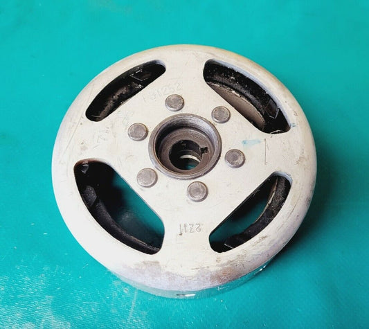 Rotor volant magnétique YAMAHA 125 DT lc modele 10V