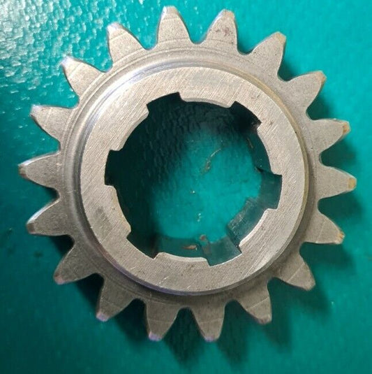 Pignon de boîte à vitesses 445 KTM 250 EGS 1996 556